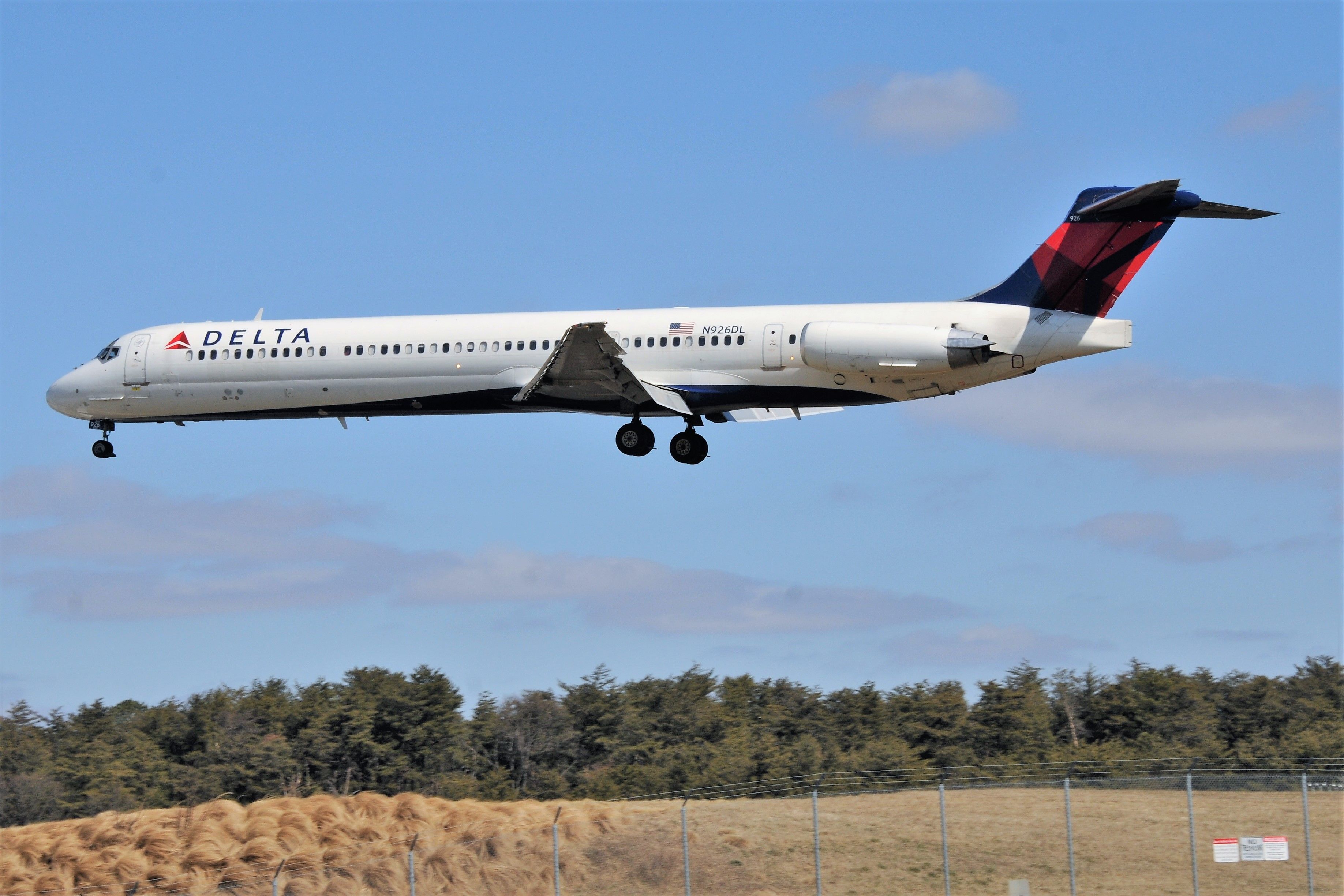 McDonnell Douglas MD-88 (N926DL)