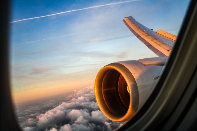 BOEING 767-400 (N67058) - Landing in Amsterdam