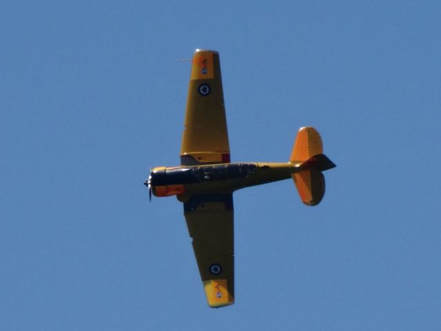 North American T-6 Texan (N1811B)