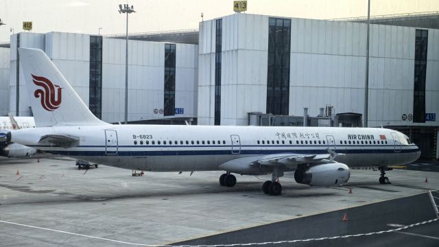 Airbus A321 (B-6823) - 2025.04.04 CCA A321-200 IN ZSHC