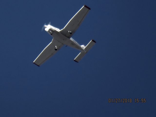 Piper Cherokee (N489OU)