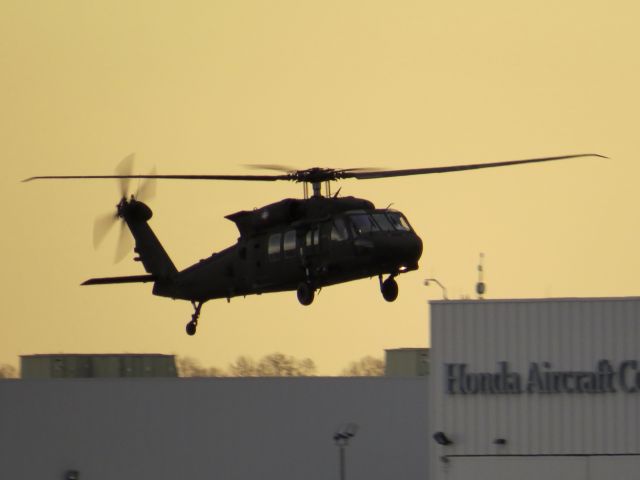 Sikorsky S-70 — - Sikorsky UH-60 Blackhawk 1/15/14