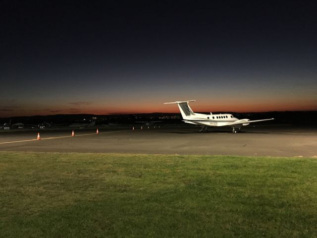 Beechcraft Super King Air 200 (VH-ZOS)