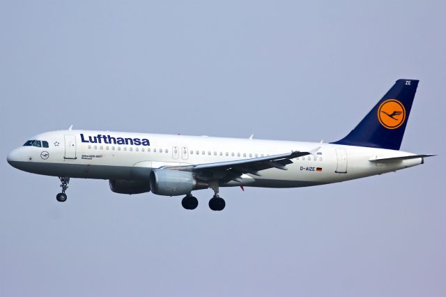 Airbus A320 (D-AIZE)