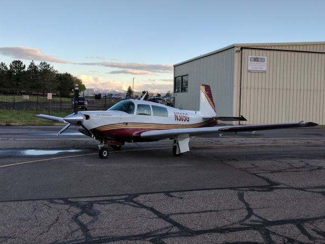 Mooney M-20 Turbo (N305G)