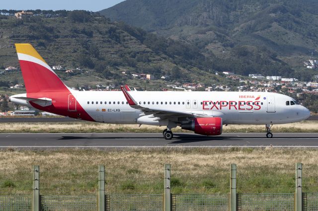 — — - 5590 EC-LVQ Airbus A320-216(WL)br / Iberia Express