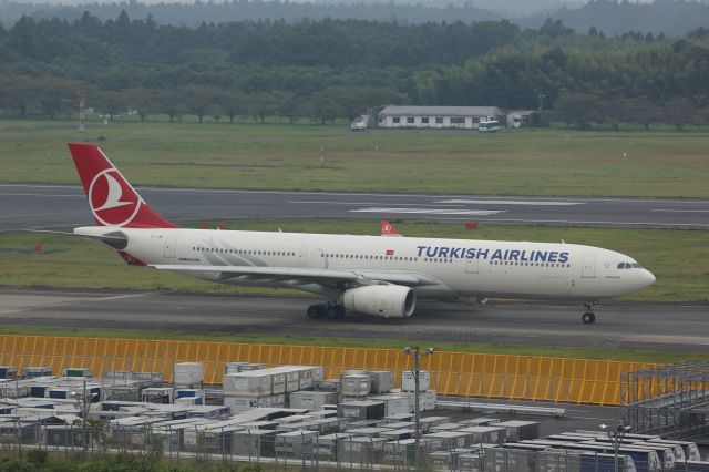 Airbus A330-300 (TC-JNP)