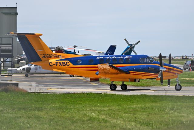 Beechcraft Super King Air 300 (C-FXBC)