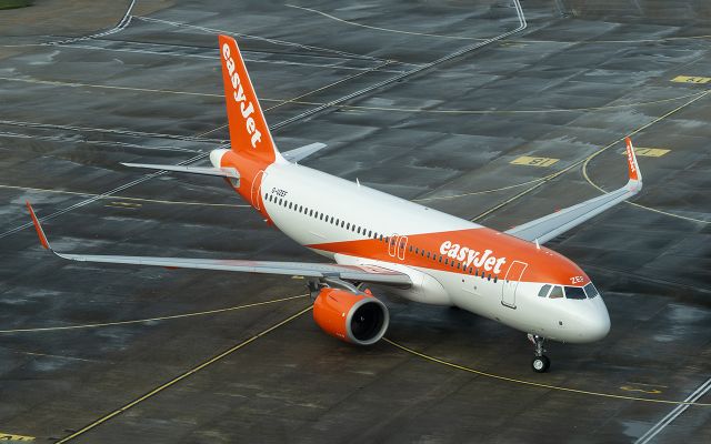 Airbus A320neo (G-UZEF) - Newly delivered Airbus A320-251N of easyJet visiting on 14/Feb/2025