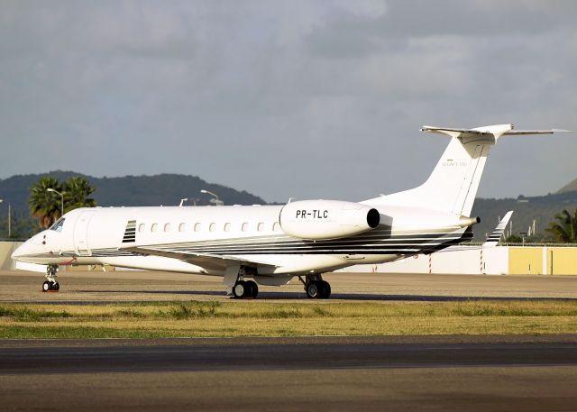 Embraer ERJ-135 (PR-TLC)
