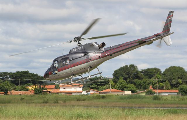 Eurocopter AS-350 AStar (PR-FBV)