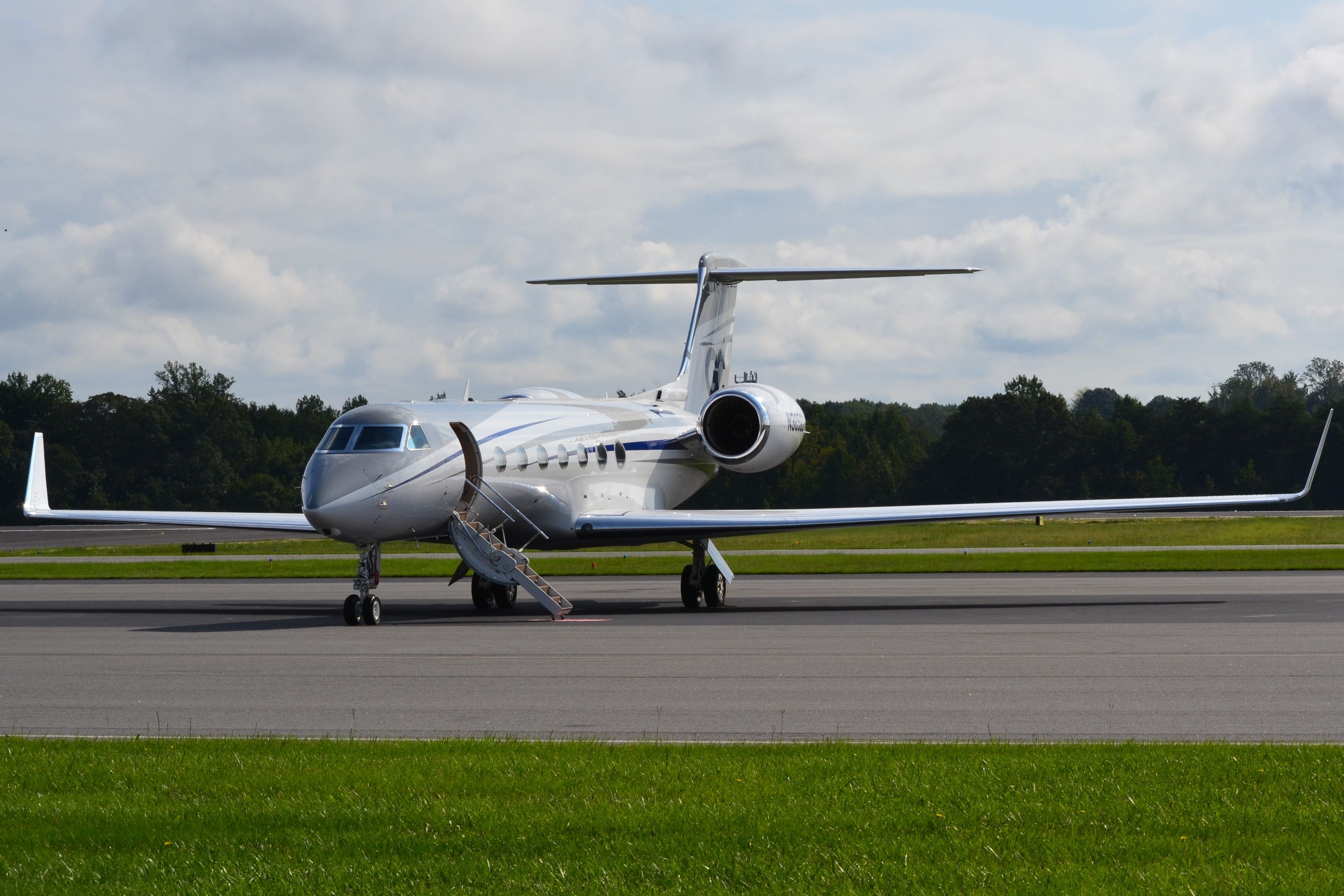 Gulfstream Aerospace Gulfstream V (N365GC) - TVPX AIRCRAFT SOLUTIONS INC TRUSTEE (Grant Cardone) at KJQF - 9/30/18