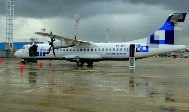 ATR ATR-72 (PP-PTL) - AIRPLANE ATR 72-500 OF TRIP AIRLINES IN SALVADOR-BA, BRAZIL