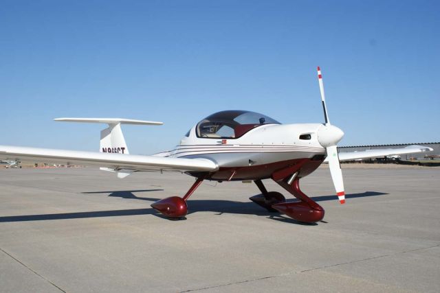 Diamond DA-20 (N966CT)