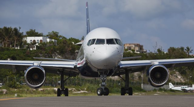 Boeing 757-200 —