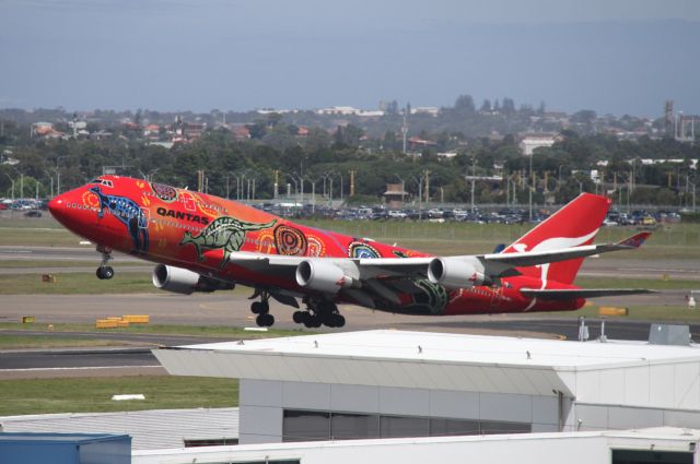 Boeing 747-400 (VH-OEJ)