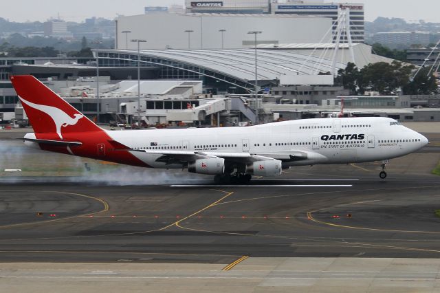 Boeing 747-400 (VH-OJA)