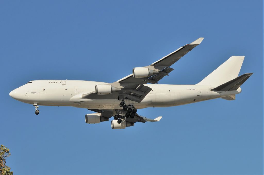 Boeing 747-400 (N473MC)