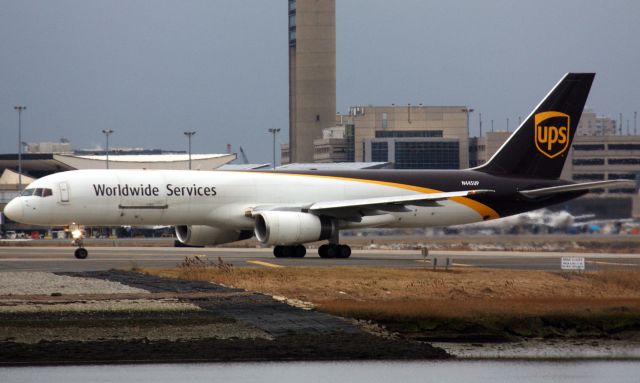 Boeing 757-200 (N445UP) - This UPS B752 doing extra holiday freight work out of BOS on 12/24/21.