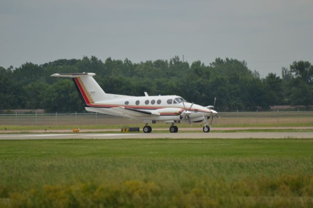 Beechcraft King Air F90 (N49PH) - N49PH departing on Runway 15 in Sioux Falls SD on 6-12-15