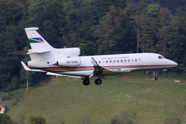 Dassault Falcon 7X (V5-GON)