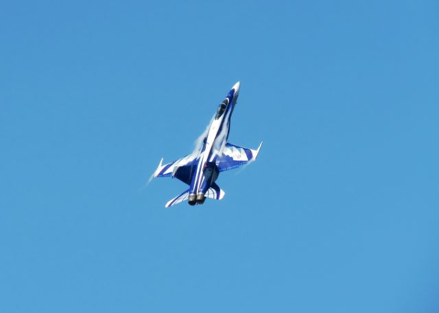 McDonnell Douglas FA-18 Hornet (18-8776) - AIRSHOW VICTORIAVILLE 2018