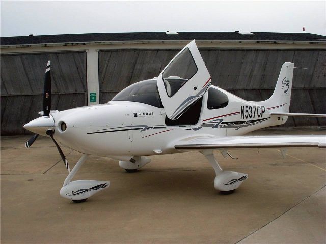 Cirrus SR-22 (N537CP)