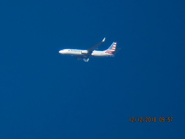 Boeing 737-800 (N306PB)