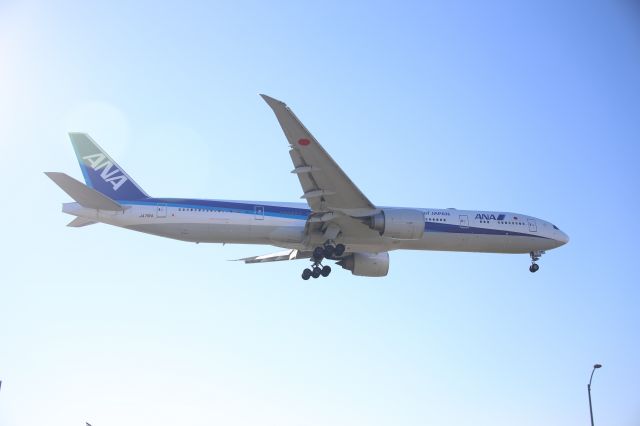 BOEING 777-300ER (JA791A)