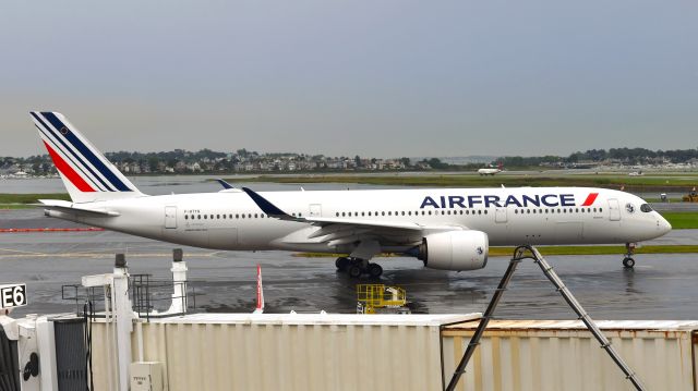 Airbus A350-900 (F-HTYQ) - Air France Airbus A350-941 F-HTYQ in Boston 