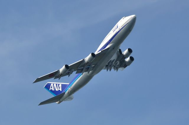 Boeing 747-400 (JA8966) - 2010/5/8