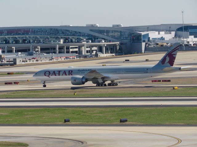 BOEING 777-300ER (A7-BEH)