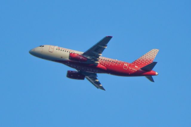 Sukhoi Superjet 100 (RA-89103)