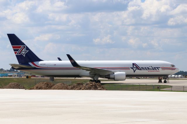 BOEING 767-300 (N274CM) - Recently painted in AJT livery...ex Air Canada Rouge and owned by Cargo Aircraft Management