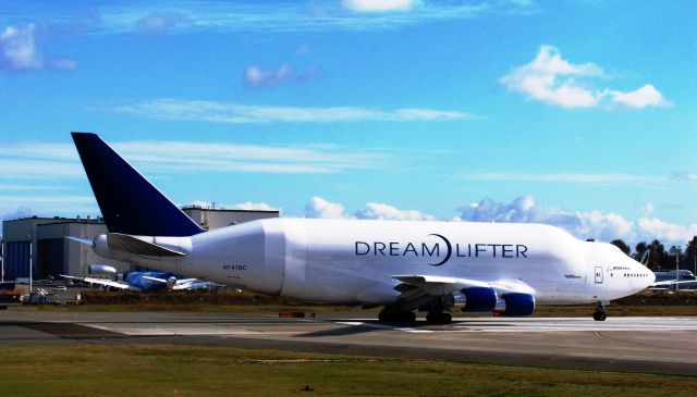 Cessna Skyhawk (N747BC) - Boeing Dreamlifter N747BC Taxiing & departure from Boeing Everett Facility/Paine Field, Snohomish county Airport Oct 17, 2012