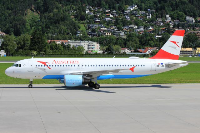 Airbus A320 (OE-LBL)
