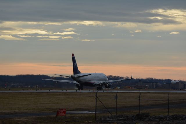 Embraer 170/175 (N804MD)