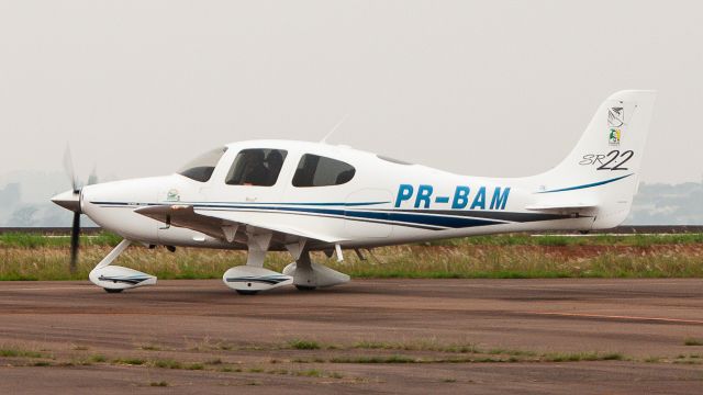 Cirrus SR-22 (PR-BAM)