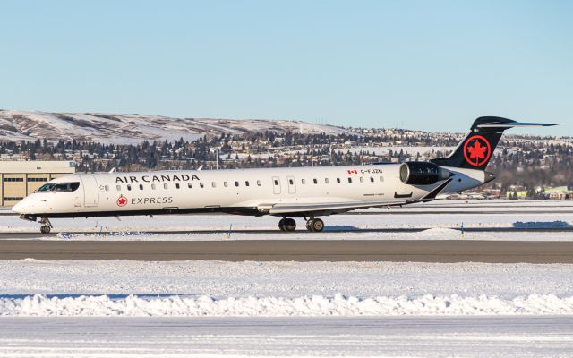 Canadair Regional Jet CRJ-900 (C-FJZN)