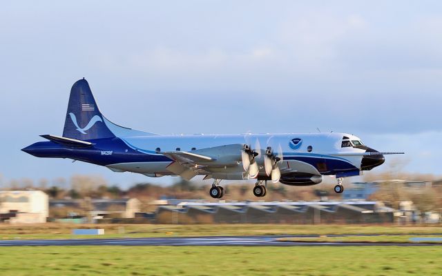 Lockheed P-3 Orion (N42RF) - noaa wp-3d orion n42rf about to land at shannon 28/1/17.