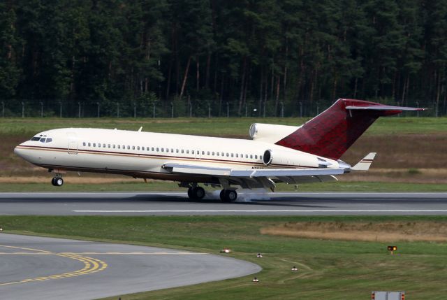 Boeing 727-100 (N311AG)