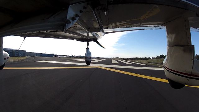 Piper Saratoga (N8924N) - Frame capture from a GoPro Hero 2