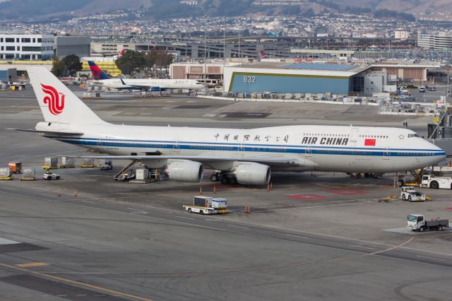 BOEING 747-8 (B-2485)