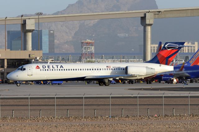 Boeing 717-200 (N952AT)