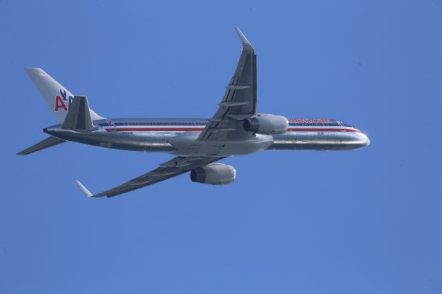 Boeing 757-200 (N193AN)