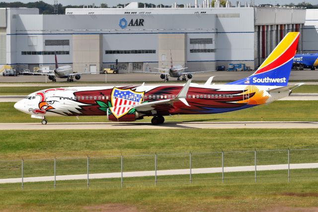 Boeing 737-800 (N8619F) - Taxiing out for departure 09-29-22