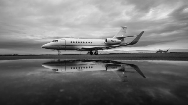 Dassault Falcon 2000 (N881Q)