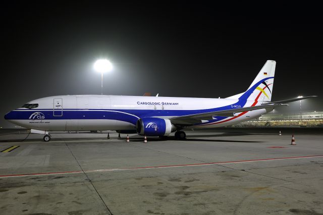 Boeing 737-700 (D-ACLX)