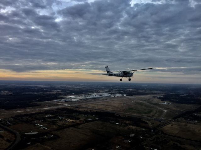 Cessna Commuter (N6187G) - In formation with Kevin Lacey