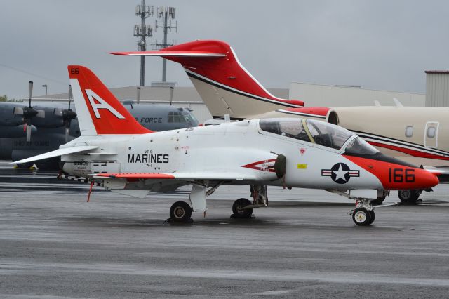 16-5608 — - Marines VT-9 Tigers Goshawk Training Squadron NINE, T-45C at Wilson Air ramp - 4/7/18